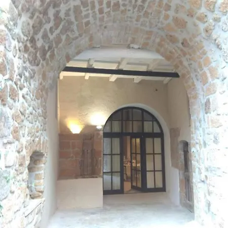 Il Cortile * Orvieto